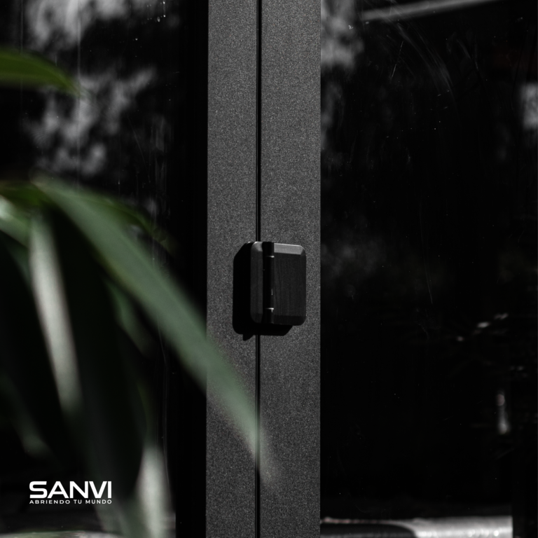 Proyecto Santo Domingo - PVC Negro