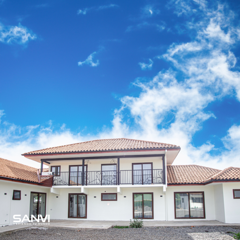 Proyecto Pumaiten - PVC Cayenne Oak